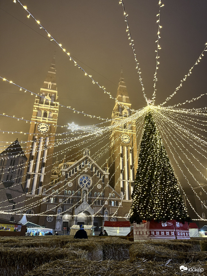 Adventi forgatag