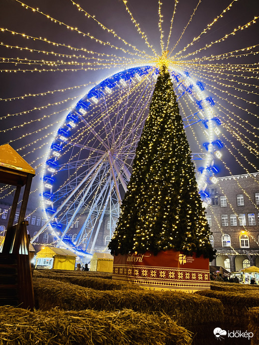 Adventi forgatag