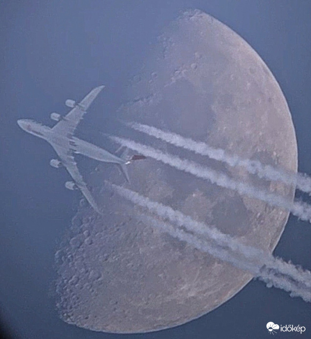 Cargolux és a Hold 