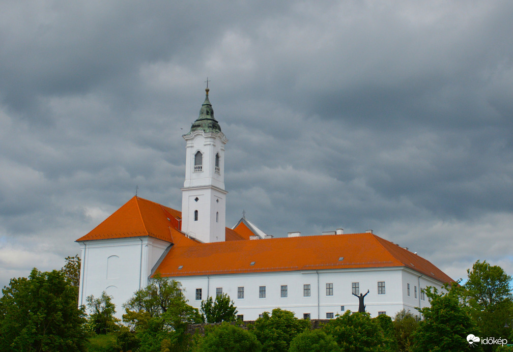 Vác