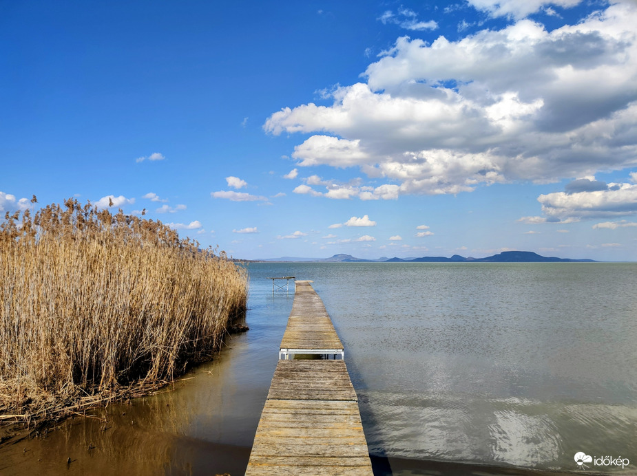 Gomolyos, kissé szeles időben 